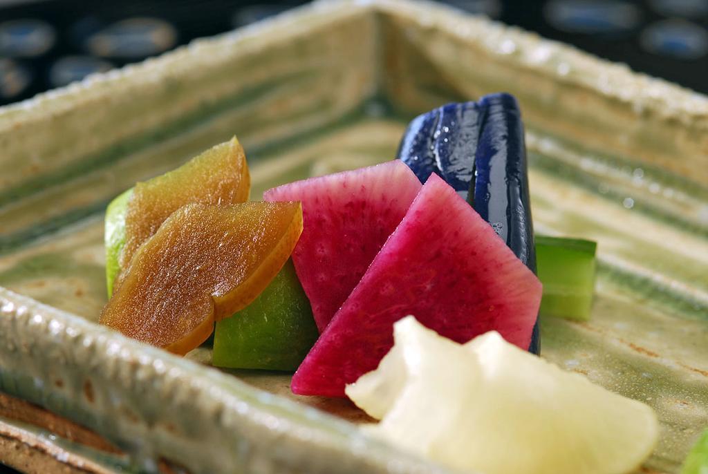 Hakone Tokinoshizuku Hotel Bagian luar foto A selection of Japanese fruit jellies